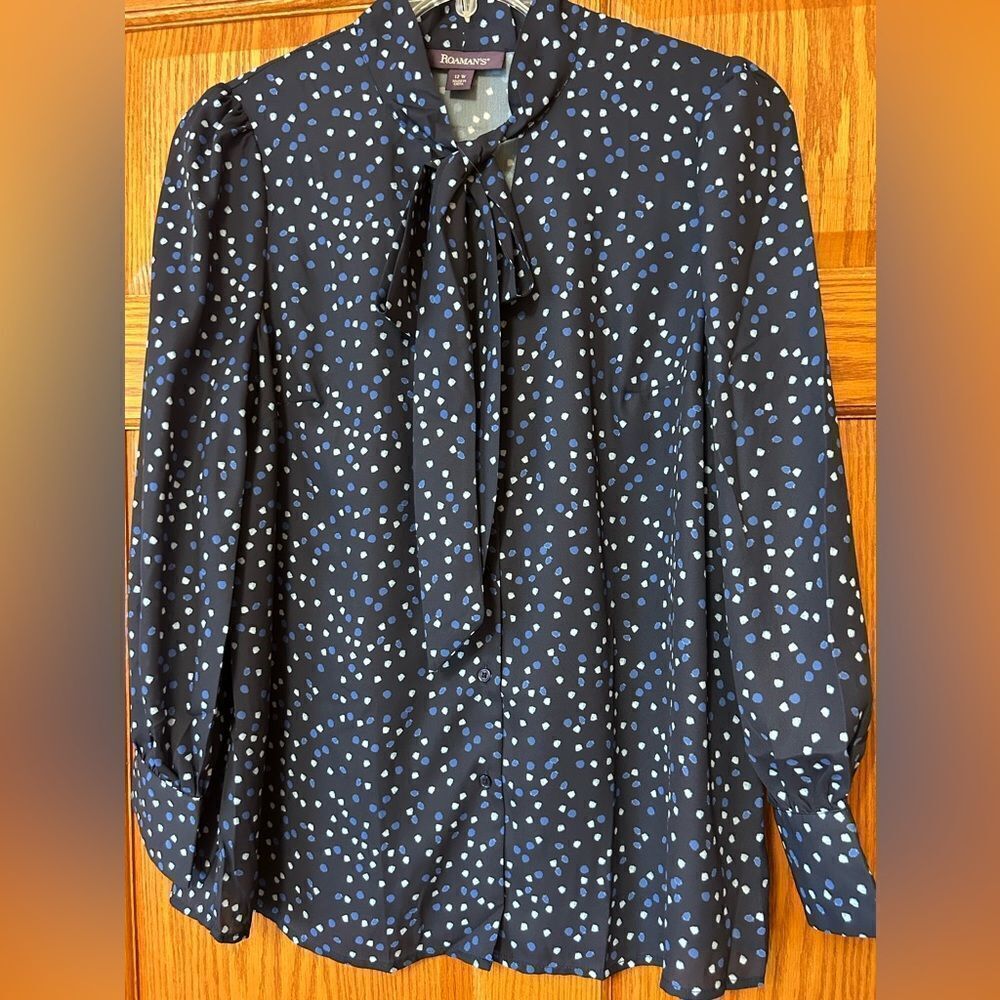 Roaman’s size 12W navy blue polka dotted neckline tie button front